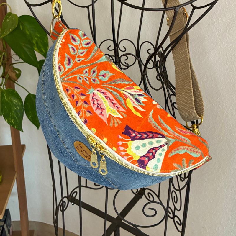 Banane en jean et tissu imprimé orange – Image 2