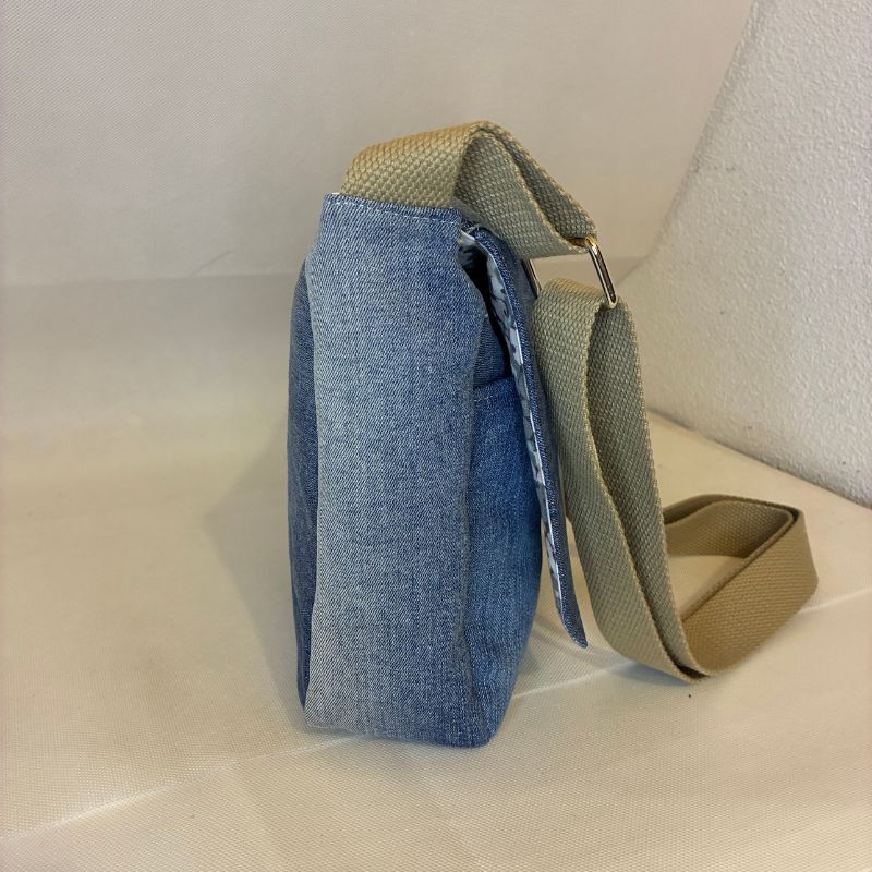 Sac besace en jean recyclé – Image 4