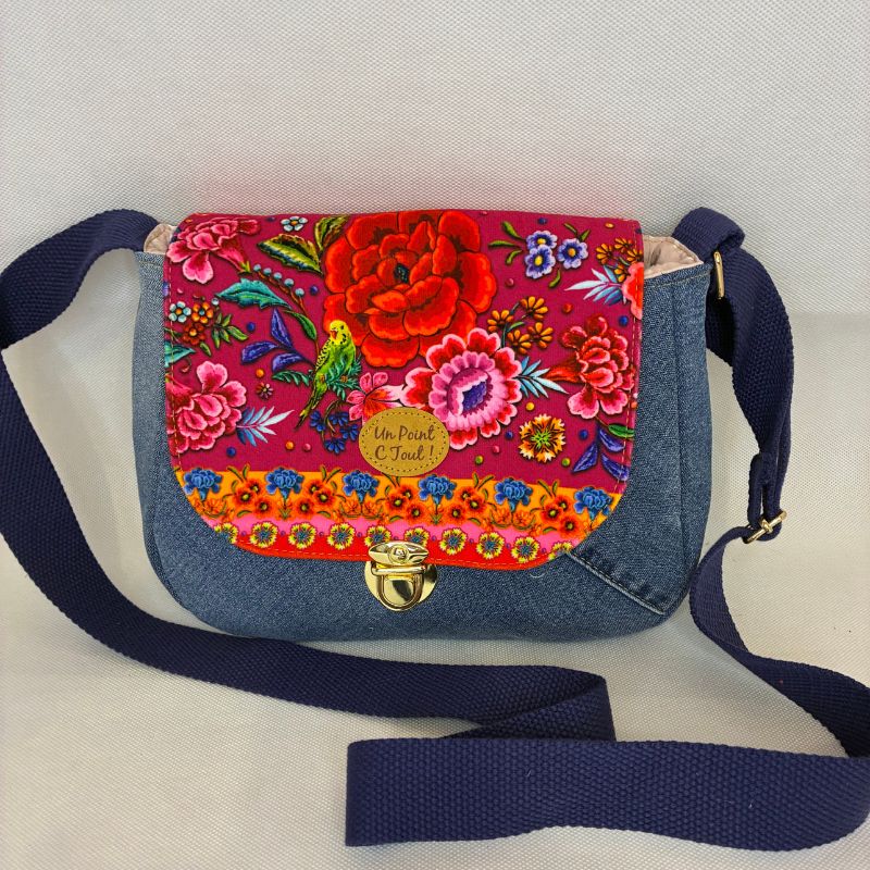 Petit sac a rabat multicolore